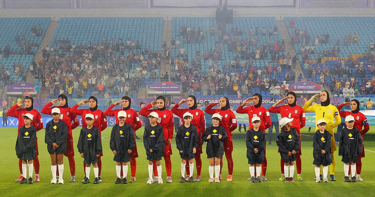 Five Iranian footballers granted Australian visas after anthem protest – The Irish Times