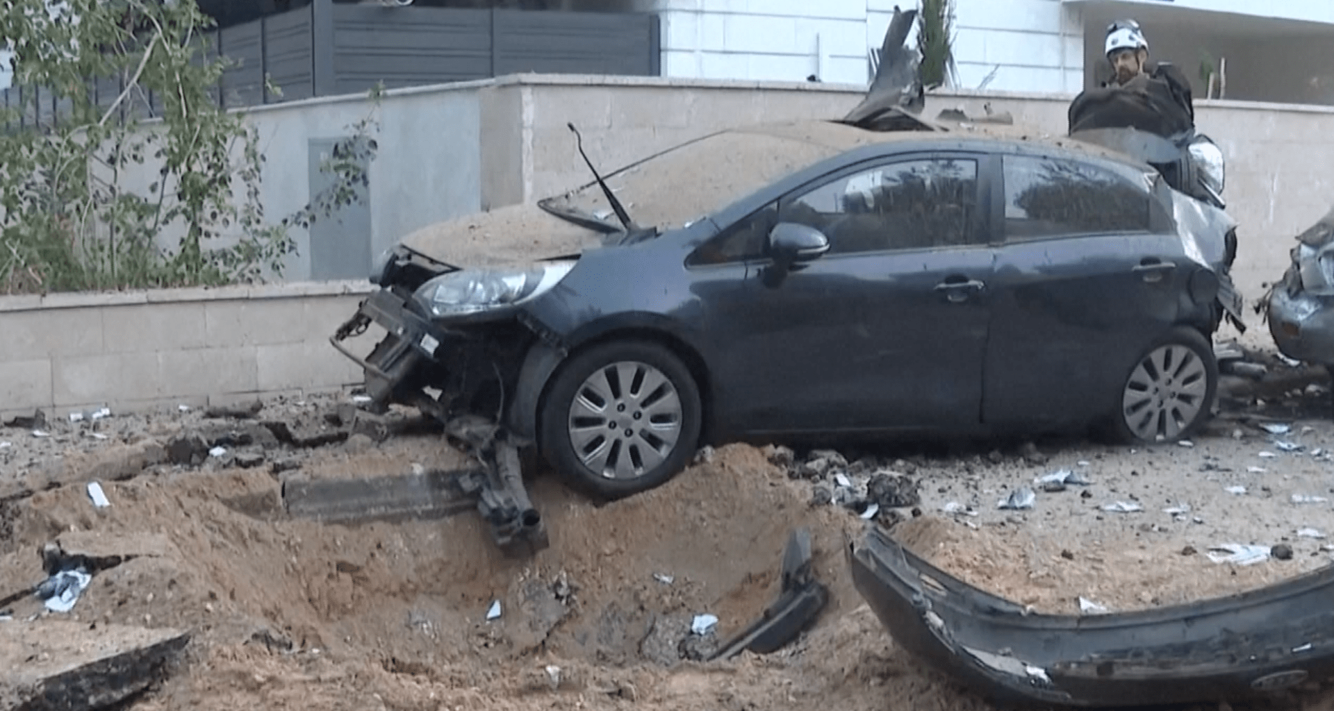 Aftermath of Iranian ‘revenge’ strikes on Israel leaves destruction, two ki | US-Israel war on Iran