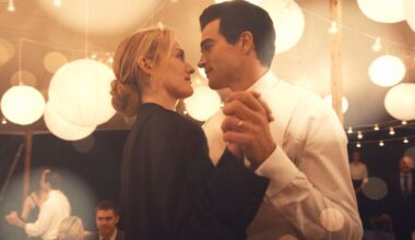 ‘Love Story’: What Was Carolyn Bessette & John F. Kennedy Jr.’s Wedding Actually Like?