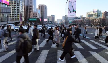 Walkable Cities Lower Dementia Risk, Study Finds - 조선일보