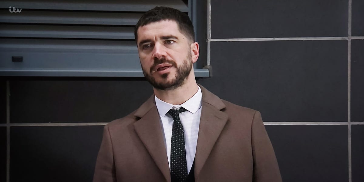 Coronation Street's Adam Barlow crisis deepens as he faces a worrying threat