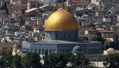 Eight Arab, Islamic countries condemn Israeli closure of Al-Aqsa Mosque | Israel-Palestine conflict News