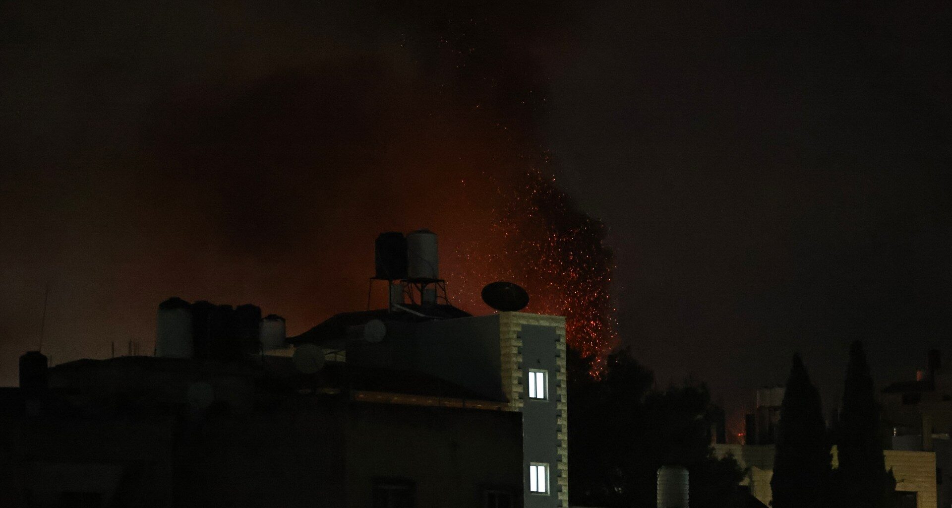 Israeli settlers rampage through West Bank towns for second night in a row | Israel-Palestine conflict News