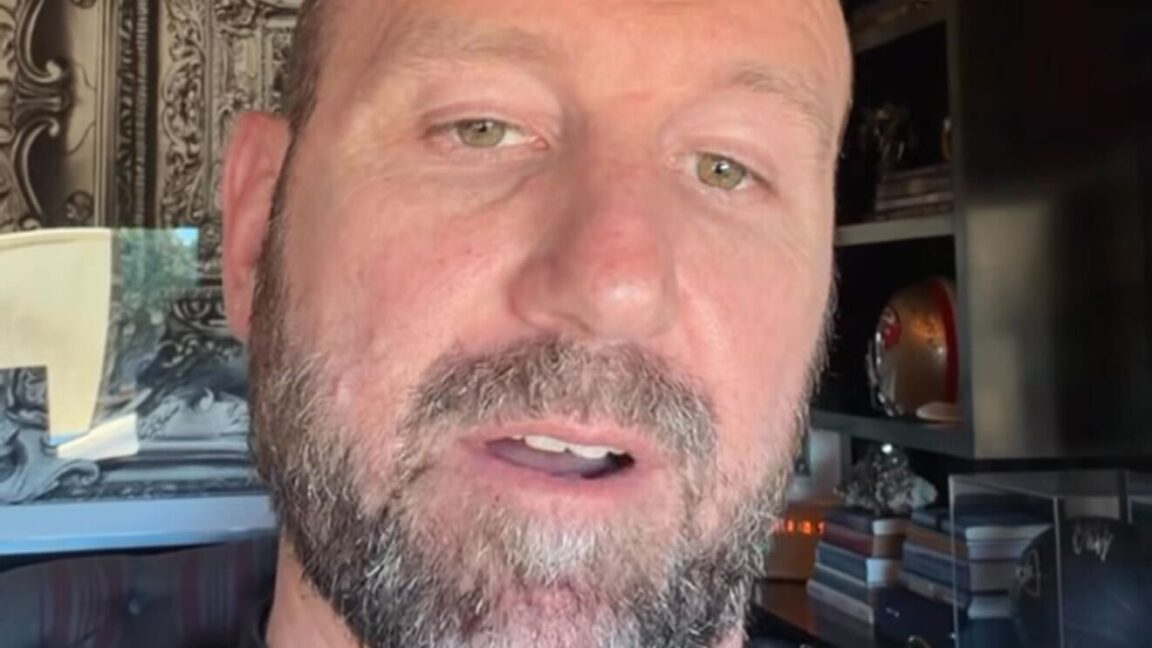 Andrew Bosworth talks to the camera