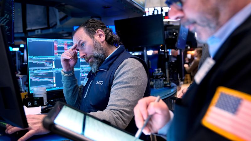 Oil prices rise again as more vessels attacked near the Strait of Hormuz