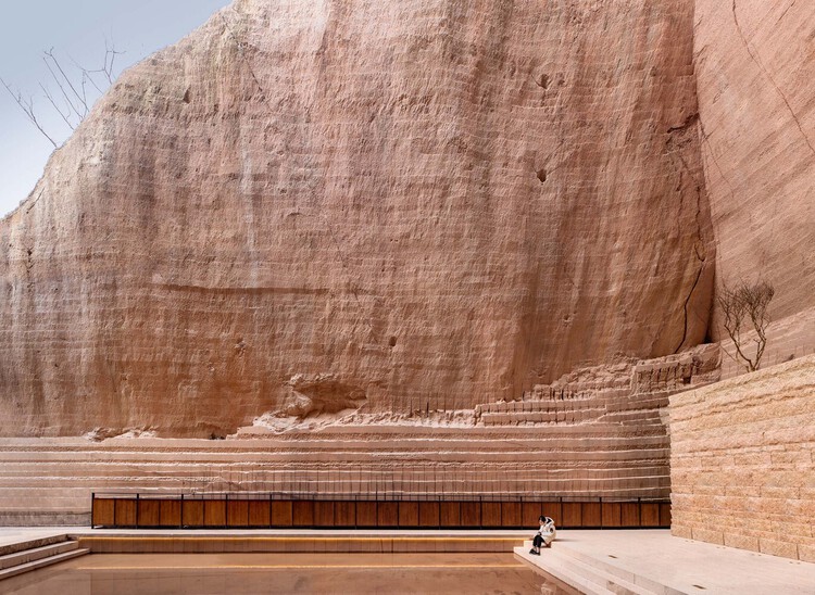 Rethinking Architecture at the Scale of Planetary Systems - Image 1 of 35