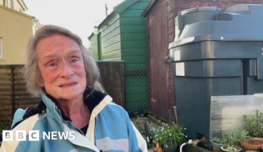 Cornish homeowners see heating oil bills affected by Iran war - BBC