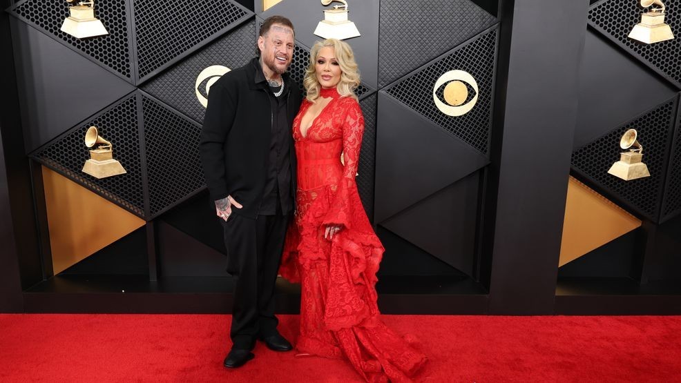 LOS ANGELES, CALIFORNIA - FEBRUARY 01: (FOR EDITORIAL USE ONLY) (L-R) Jelly Roll and Bunnie Xo attend the 68th GRAMMY Awards at Crypto.com Arena on February 01, 2026 in Los Angeles, California. (Photo by Amy Sussman/Getty Images)