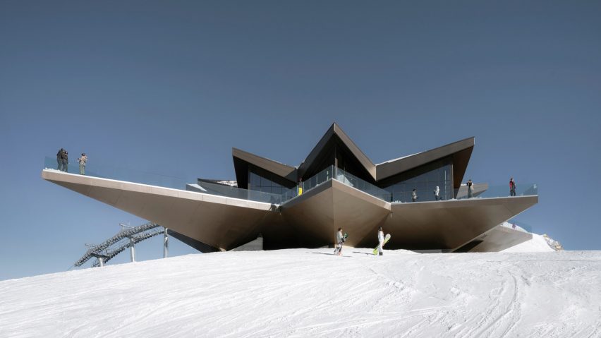 Stella di Pila cable car station by Studio di Architettura De Carlo Gualla