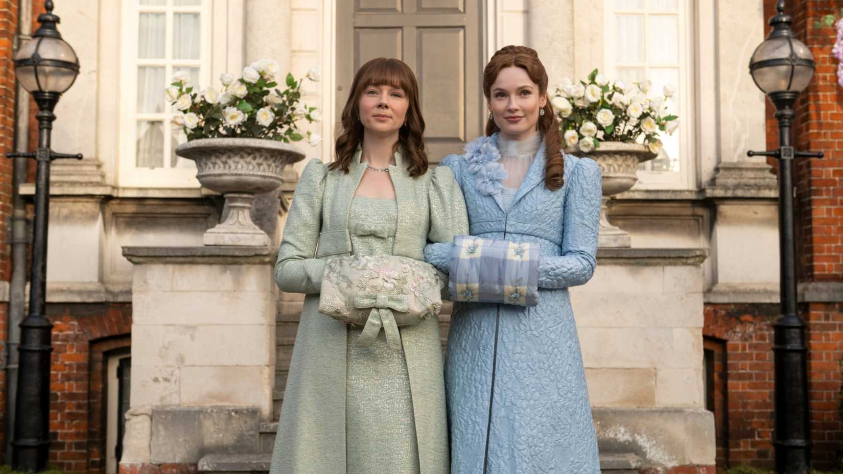 Claudia Jessie and Hannah Dodd in Bridgerton Cr. Liam Daniel/Netflix © 2025