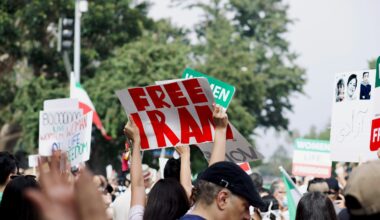 Prayer Apps Hacked, News Sites Hijacked: Cyber Warfare in the Iranian War