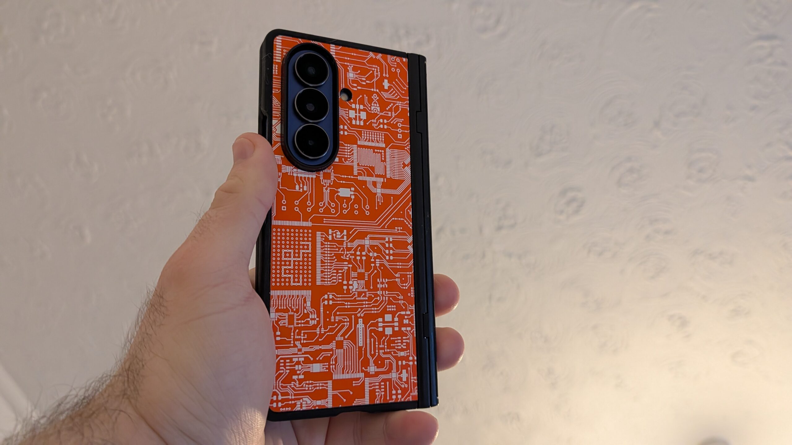 dbrand grip fold 7 in hand