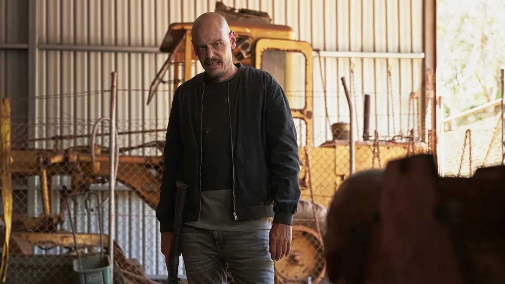 Scott Ryan in Mr Inbetween.