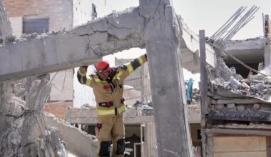 Israel launches a new wave of strikes on Iran with no sign of diplomatic breakthrough