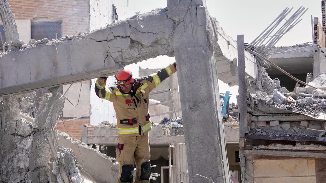 Israel launches a new wave of strikes on Iran with no sign of diplomatic breakthrough