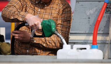 From Europe to Asia, bond markets plunge as oil vaults above $115