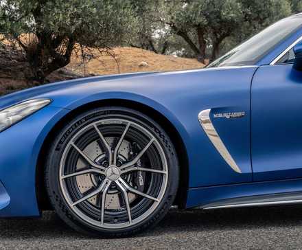 Mercedes-Benz AMG GT Coupe (2024), side profile closeup
