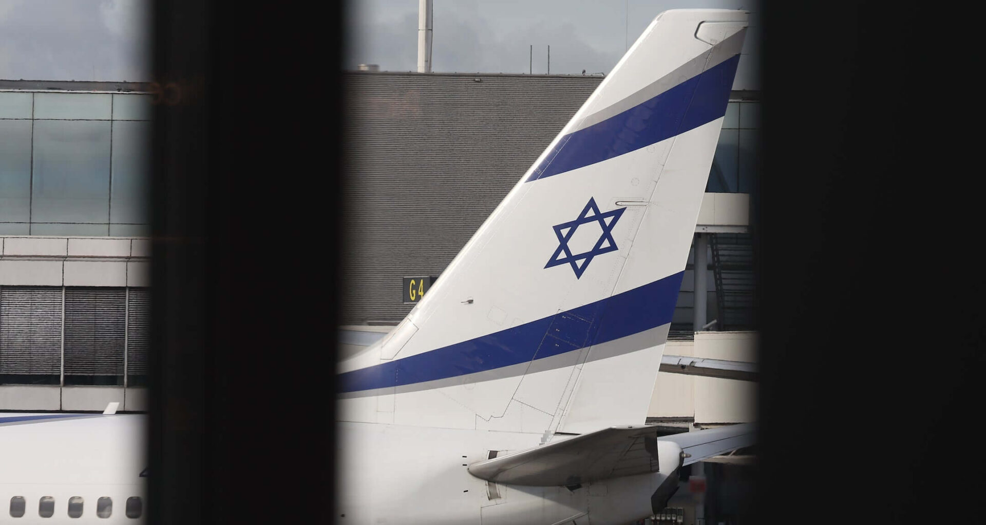 US urges Americans to ‘DEPART NOW’ from Israel and a dozen other Middle Eastern countries – The Forward