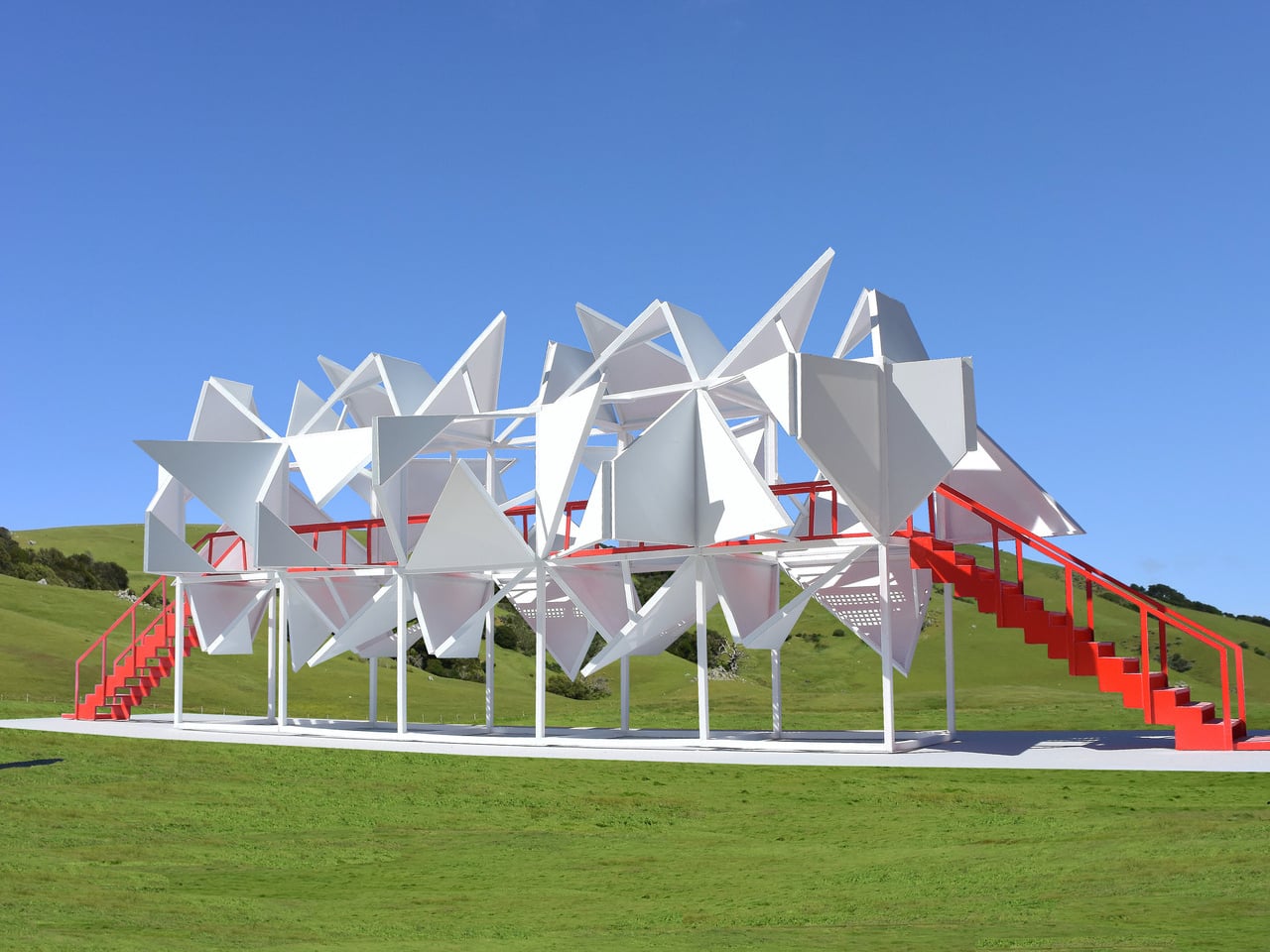 This walkable steel sculpture turns geometric chaos into an experience