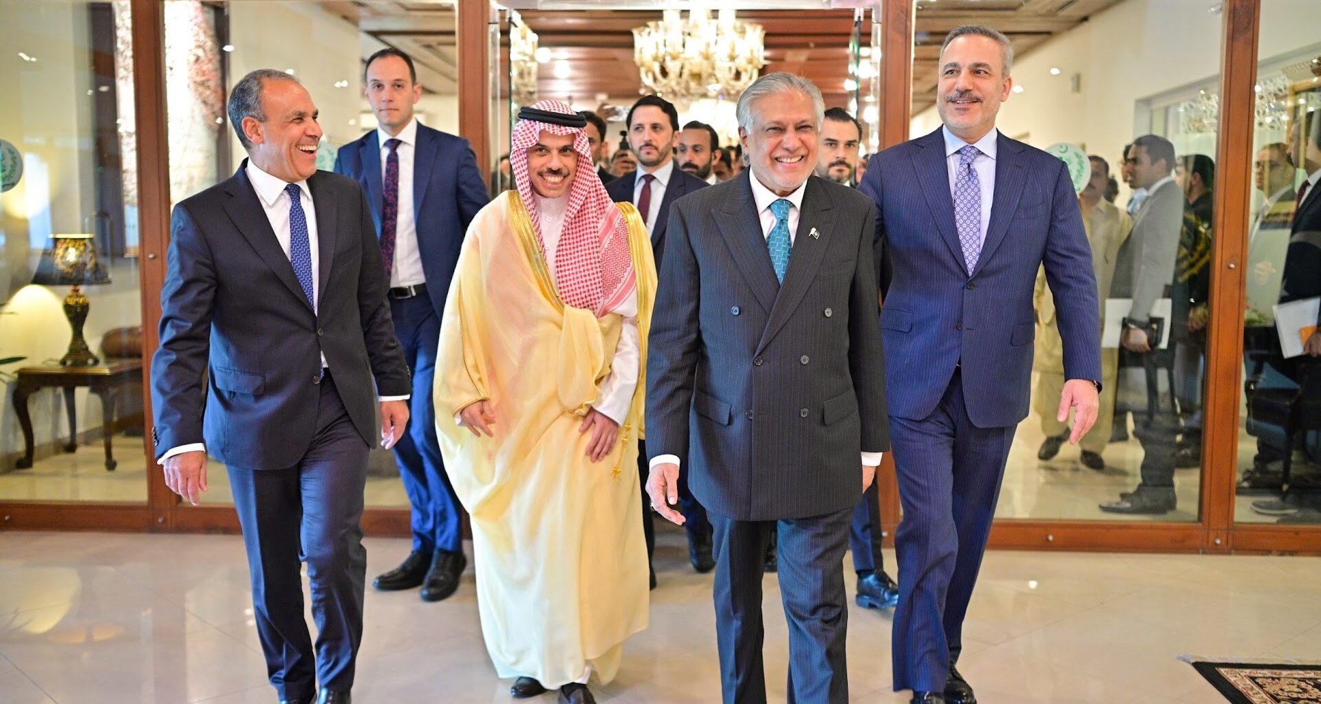 Trump ‘pretty sure’ of Iran deal, but can Pakistan-led efforts end the war? | US-Israel war on Iran News