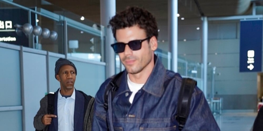 François Arnaud Arrives in Paris as Fashion Week Kicks Off | Francois Arnaud, Heated Rivalry | Celebrity News and Gossip | Entertainment, Photos and Videos