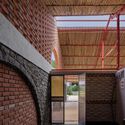 Gaughar Animal Husbandry / Compartment S4 - Interior Photography, Brick, Arch, Arcade, Beam
