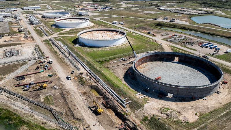 Analysis: Emergency oil reserves released in response to the war in Iran. Now it’s up to Trump for a long-term fix