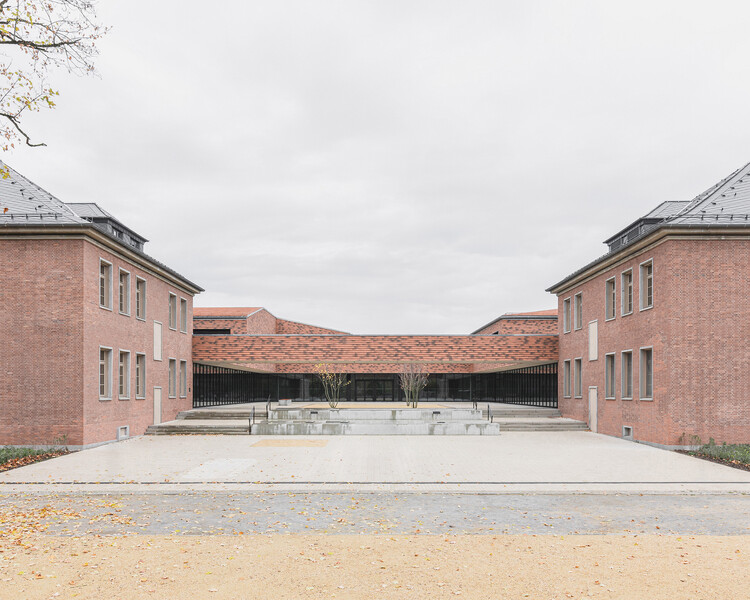 Primary School Krampnitz / AFF architekten - Exterior Photography