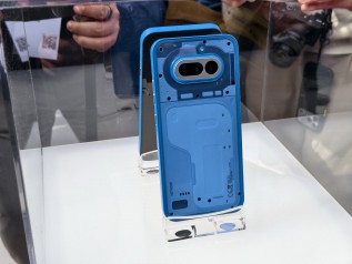 Nothing Phone (4a) in Blue