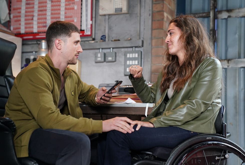 Harry Mitchell, Penny Branning, EastEnders harry mitchell, penny branning, eastenders