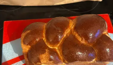 Jewish football journalist shares photos at Gail’s amid row over Guardian colleague’s ‘disgusting’ column - The Jewish Chronicle