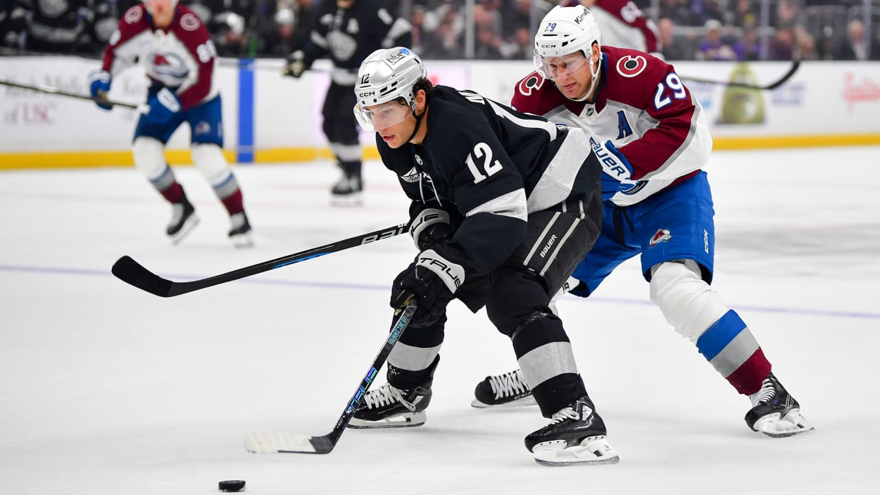 NHL On Tap: Smith's 1st game as Kings coach comes against Avalanche
