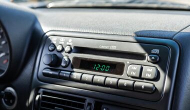 A Growing Number of FM & AM Radio Stations Are Shutting Down