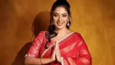 Rupali Ganguly recalls being scolded by Rishi Kapoor at Vaishno Devi: ‘Why are you lazy?’