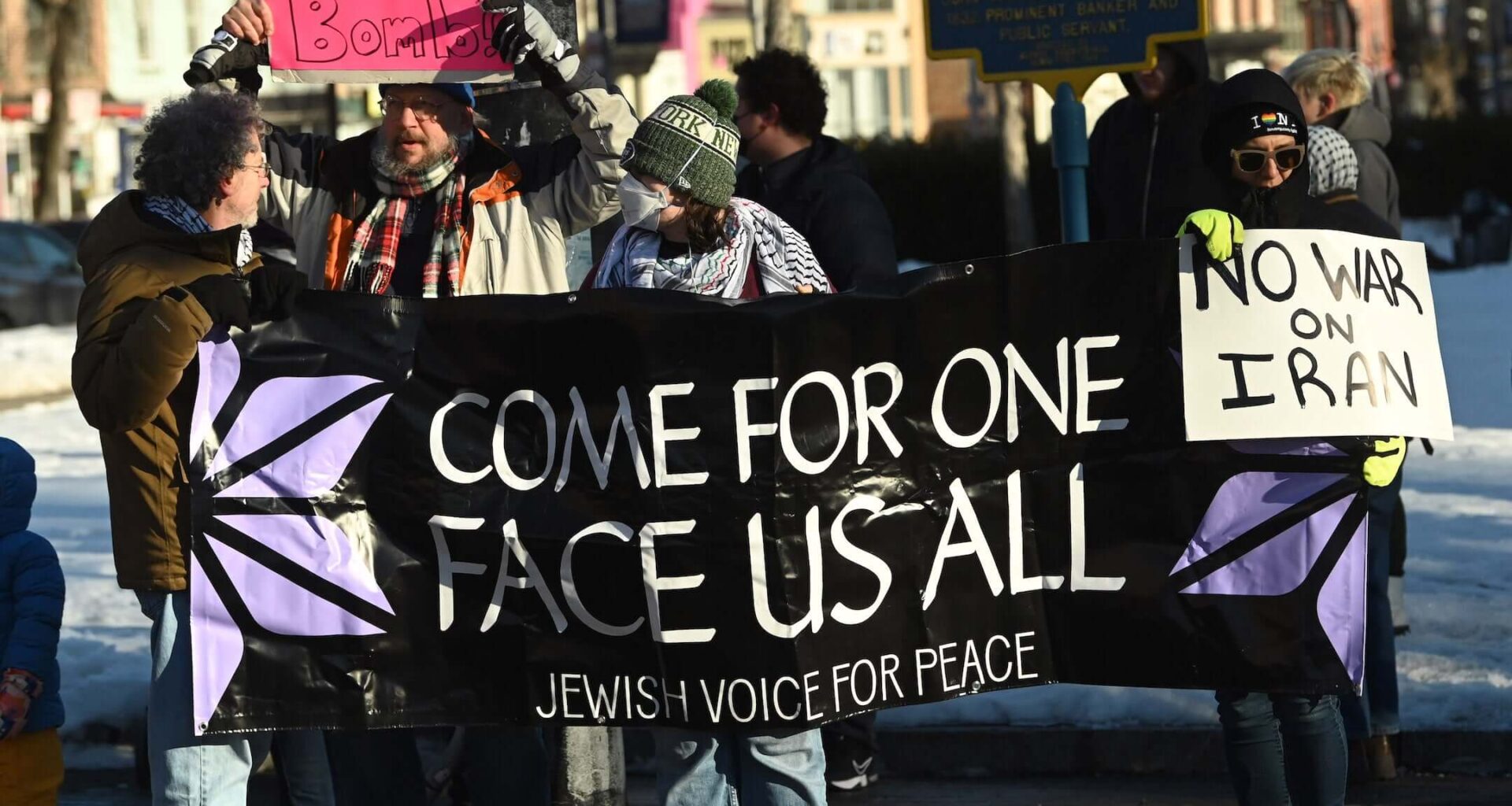 Most American Jews oppose Iran war – The Forward