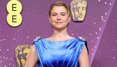 Jessie Buckley insists she is a "lover of cats" after interview backlash