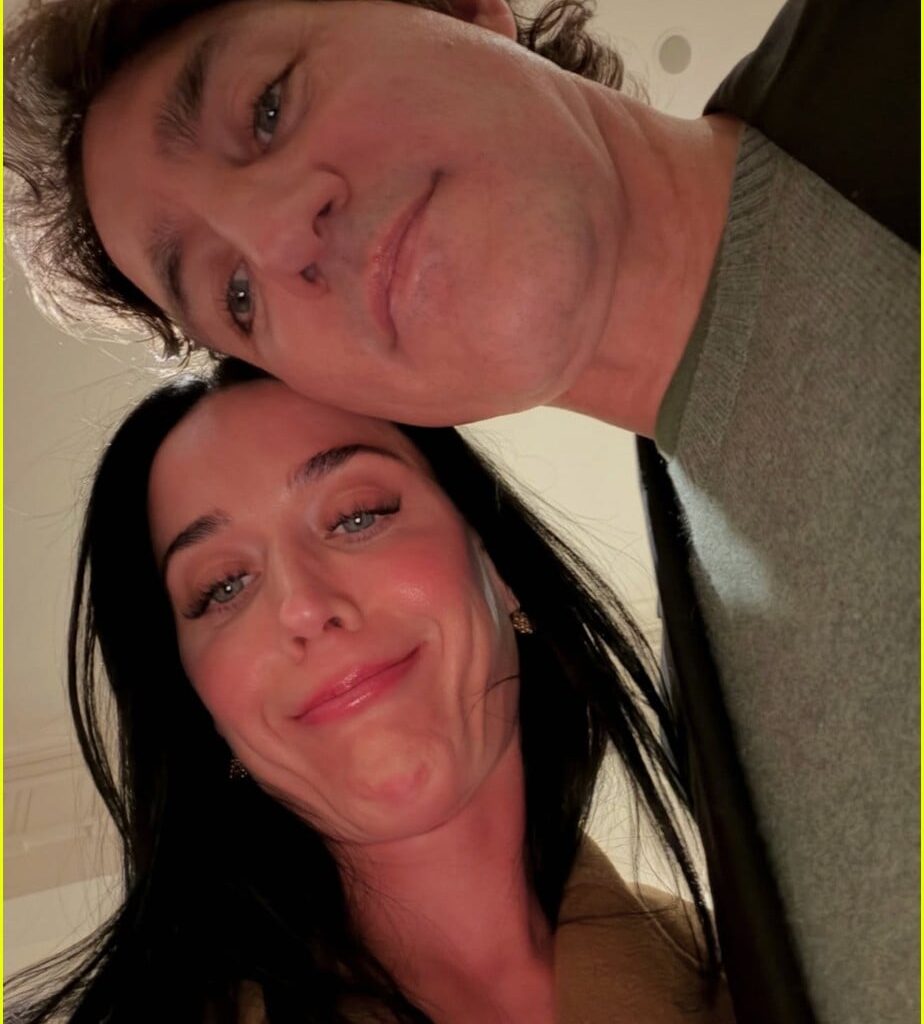 katy perry shares rare new photos with beau justin trudeau 015295679