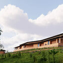 Kéré Architecture Designs Healthcare Center in Burundi Using Regional Materials and Community-Based Construction - Image 3 of 20