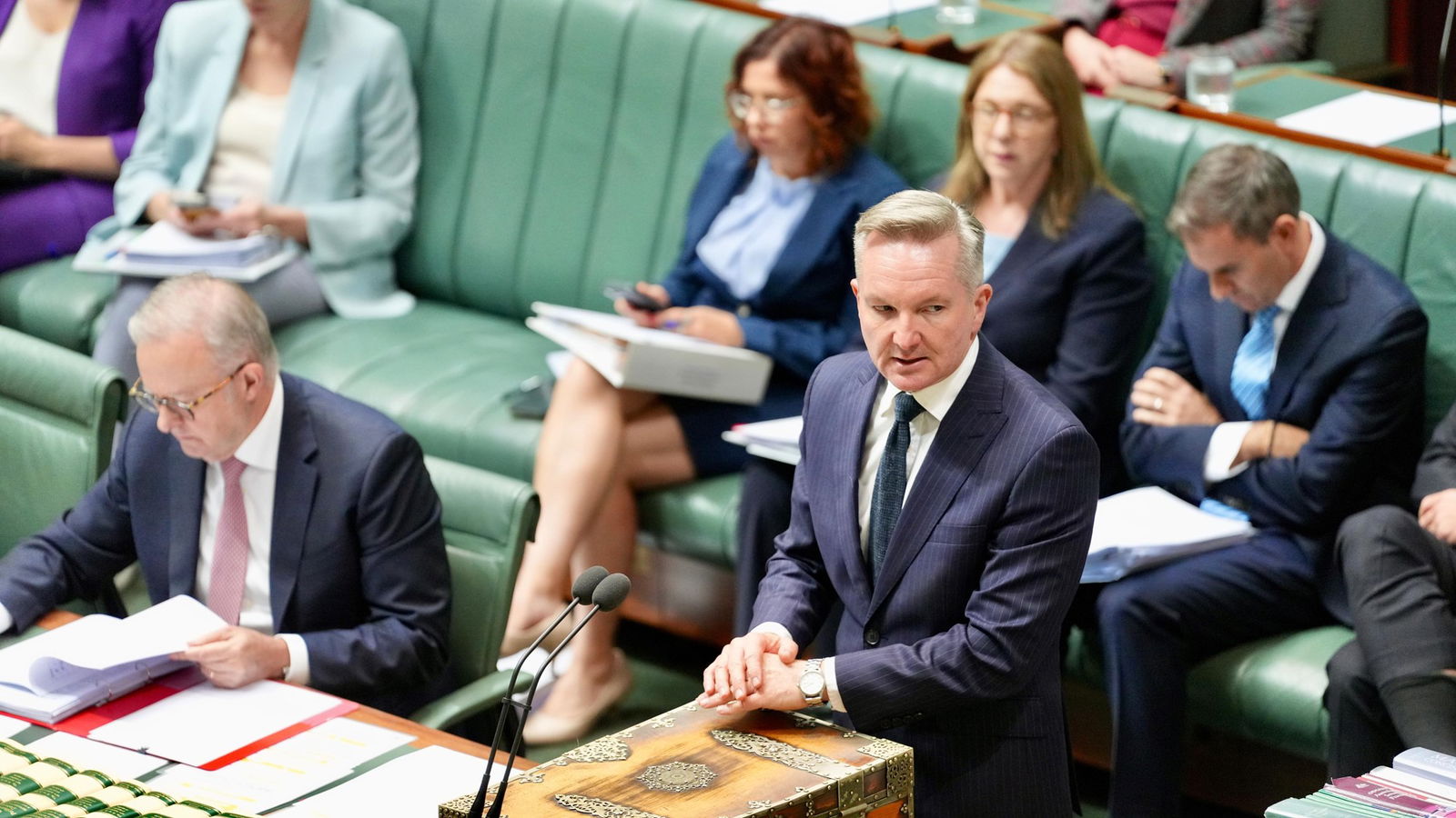 Chris Bowen answers a question in the House of Reps.