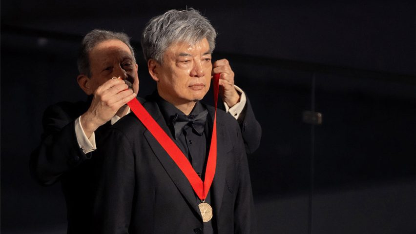 Tom Pritzker bestowing the Pritzker Architecture Prize medal on 2025 laureate Liu Jiakun