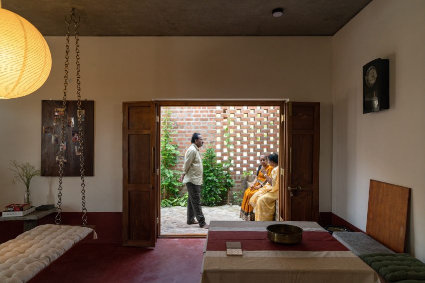 Living space interior at farmhouse by Madras Spaces