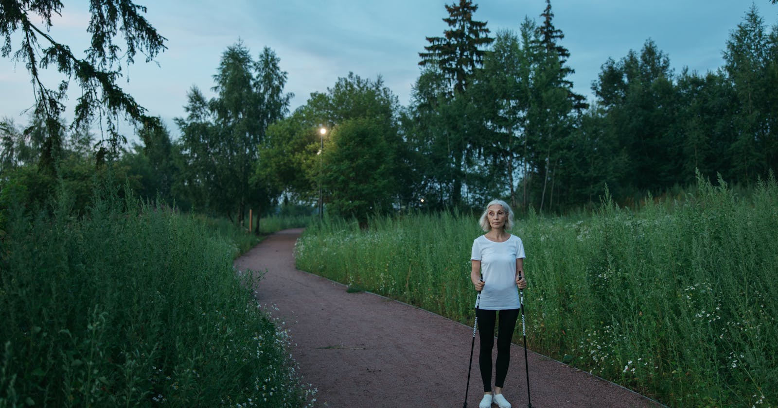 Neurologists say one daily habit separates mentally sharp 80-year-olds from the rest — and most people quit it after retirement – VegOut