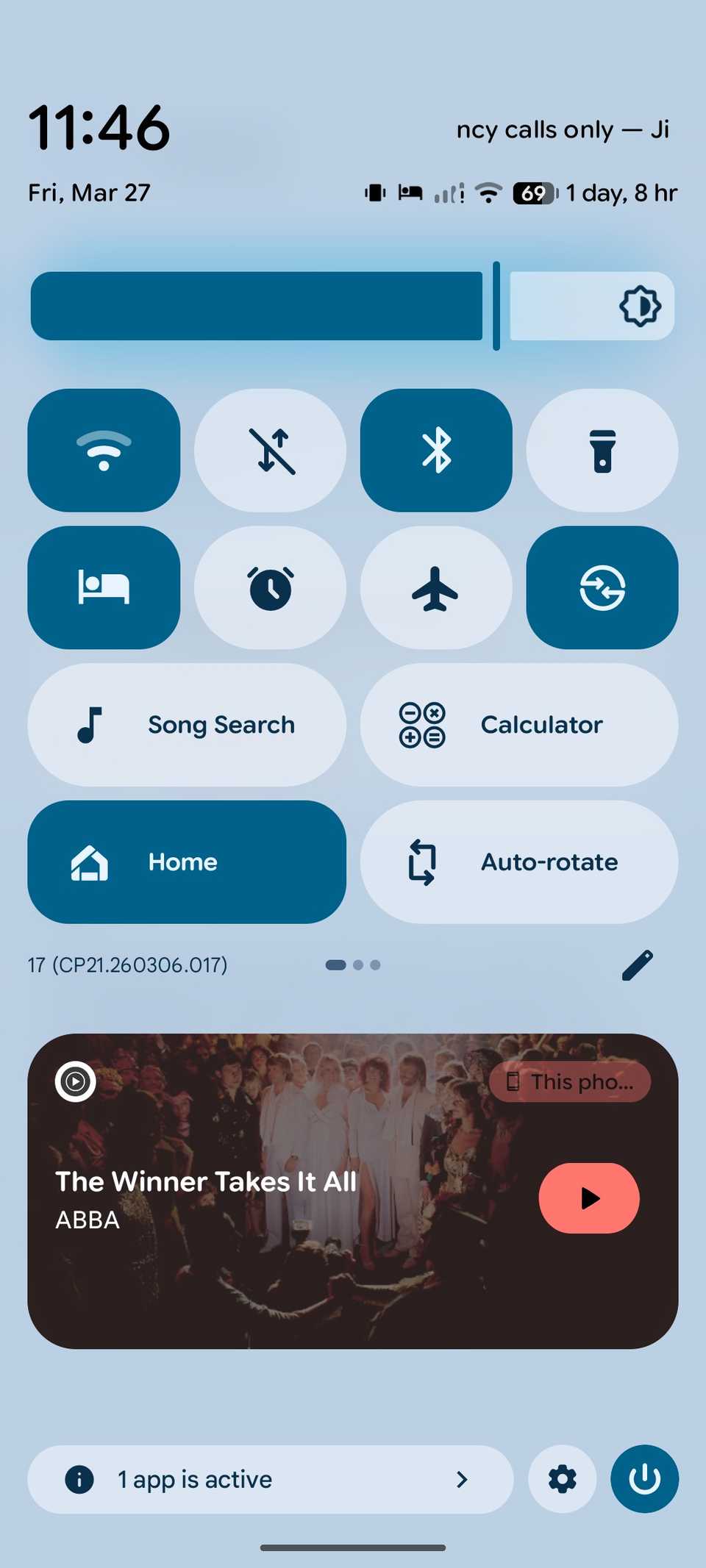 song search tile on Pixel