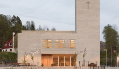 Koht Arkitekter uses pale brick for Sædalen Kirke church in Norway