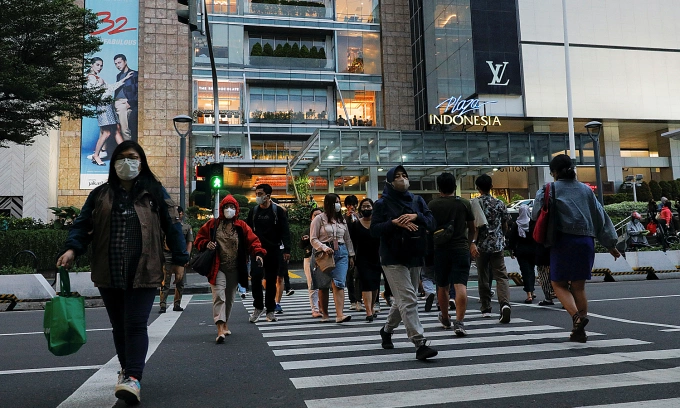 Southeast Asia's largest economy to allow employees to work from home amid energy crisis