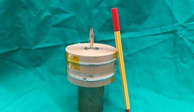 Miniature magnets break field strength record – Physics World