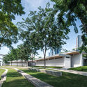 © Saihong Wang Three Service Pavilions of Guiwan Park / hang cheng studio - Image 3 of 42