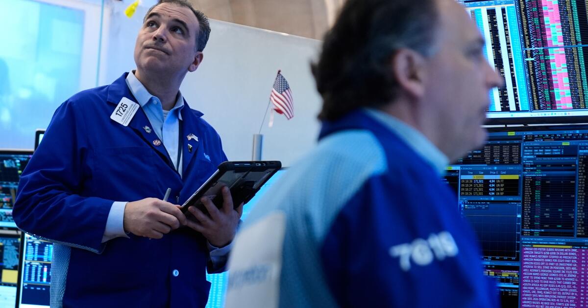 Oil prices drop, stocks see their best day since Iran war began