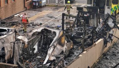 Two British men detained in a suspected antisemitic hate crime are released on bail