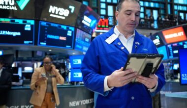 Stocks slump on worries about higher oil prices, inflation and interest rates